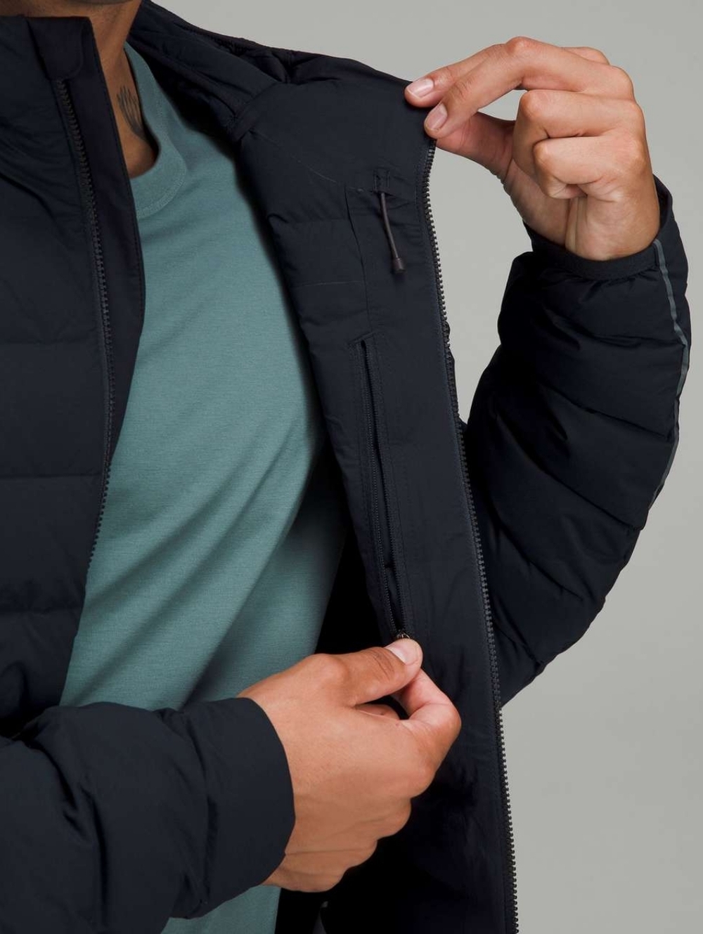 NWOT Lululemon Navigation Down Hoodie Classic Navy - Picture 3 of 15